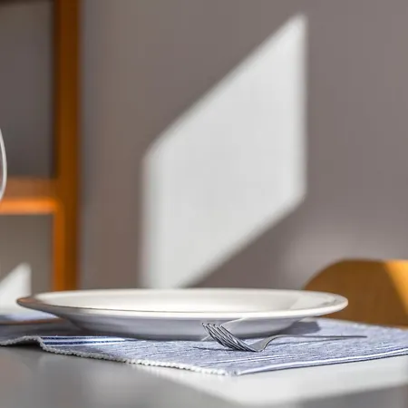 Apartment Soalheiro No Bairro Alto / Chiado