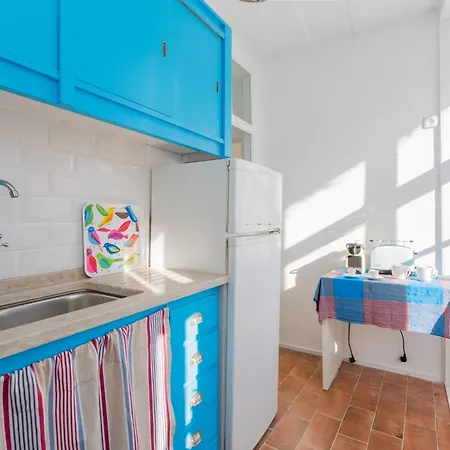 Apartamento Soalheiro No Bairro Alto / Chiado