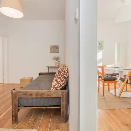 Apartment Soalheiro No Bairro Alto / Chiado *